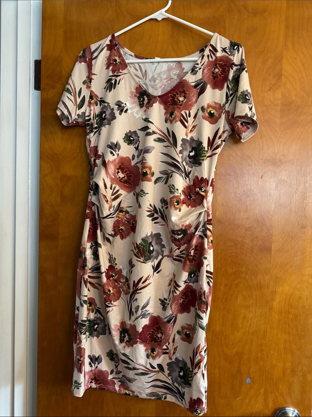Maternity Floral Short Sleeve Scoop Neck Dress - Cream with Mauve & Green